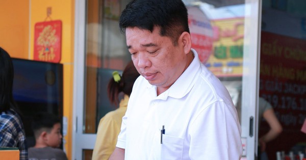 Người đàn ông trúng Vietlott hơn 83 tỉ đồng lại trúng xổ số miền Nam