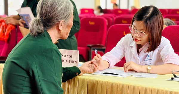 Luật Dân số mới: Tăng hỗ trợ sinh con, chăm sóc người cao tuổi
