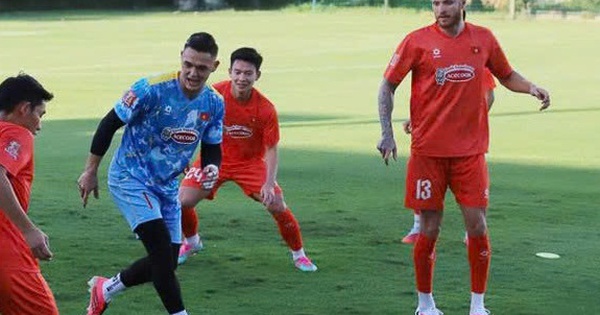 Patrik Lê Giang vắng mặt, Tài Lộc hạnh phúc ngày đầu lên tuyển Việt Nam