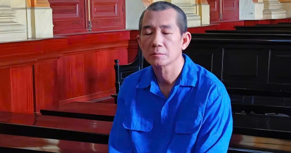 TPHCM: Chồng cũ mang 5 con dao truy sát bạn của vợ