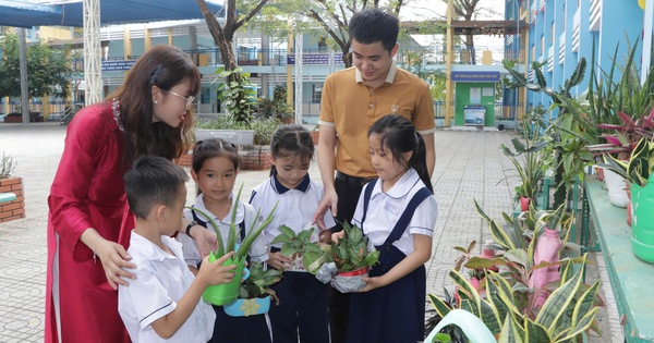 Chung tay phân loại rác, vun đắp tương lai xanh