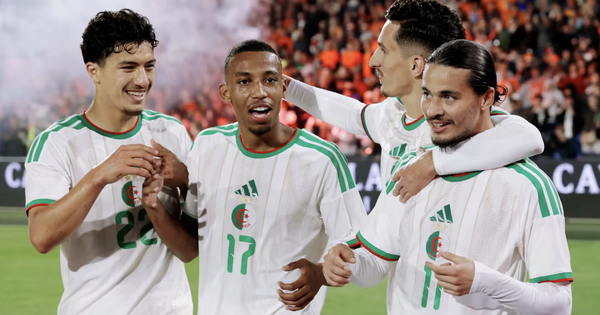 Đánh bại Hà Lan bằng cầu thủ Feyenoord, Algeria tạo cú hích trước World Cup