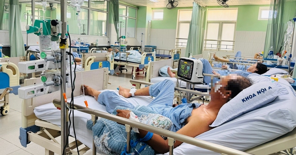 Kịp giữ lại mạng sống cho tài xế bất ngờ tím tái, ngưng thở