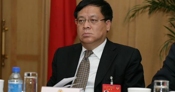 Quan tham Trung Quốc liên tiếp "ngã ngựa"