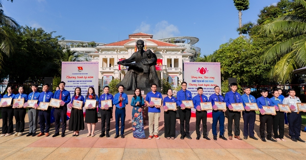 Người trẻ học tập Bác từ những điều nhỏ nhất