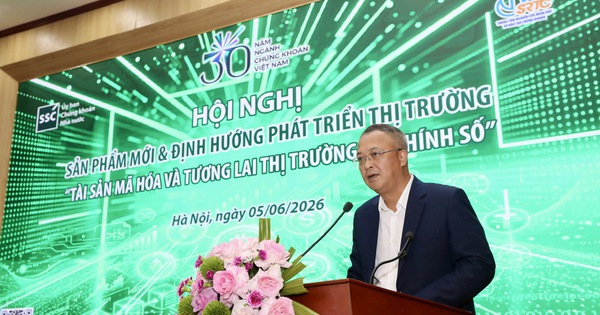 Tiền vào chứng khoán thấp nhất 1 năm, cổ phiếu Vietjet gây bất ngờ