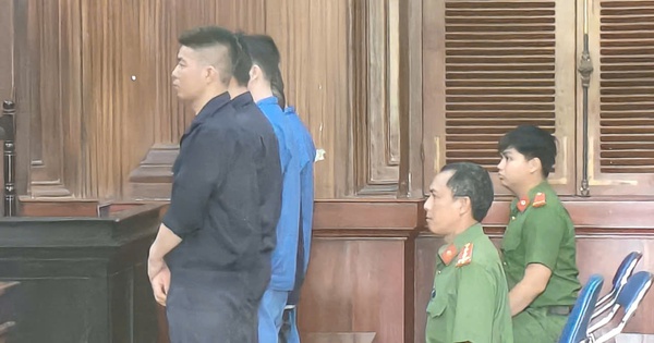 TPHCM: Ma túy núp bóng thực phẩm sấy khô, máy sấy tóc
