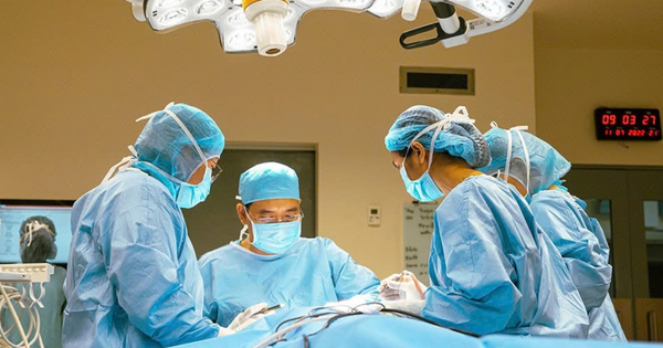 Nam thanh niên Campuchia vượt hàng trăm cây số san