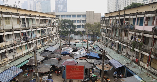 Phó Bí thư Thành ủy TPHCM yêu cầu tăng tốc cải tạo chung cư 