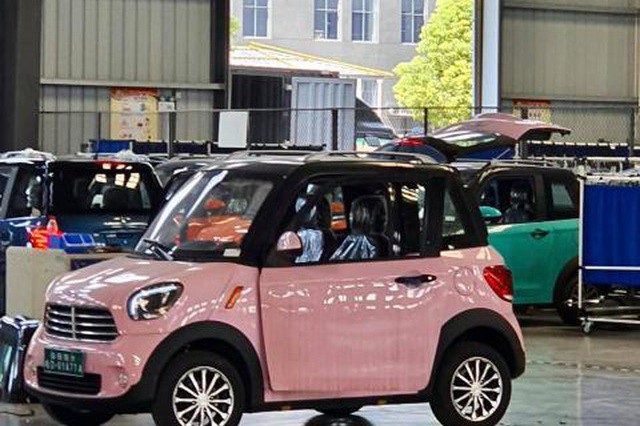 Ôtô điện mini 75 triệu đồng không dễ bán ở Việt Nam