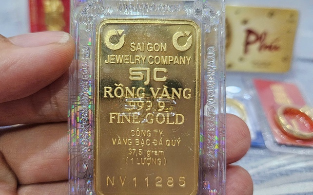 Sáng 2-5, giá tỷ lệ kèo nhà cái 88 miếng SJC cao hơn thế giới khoảng 18 triệu đồng