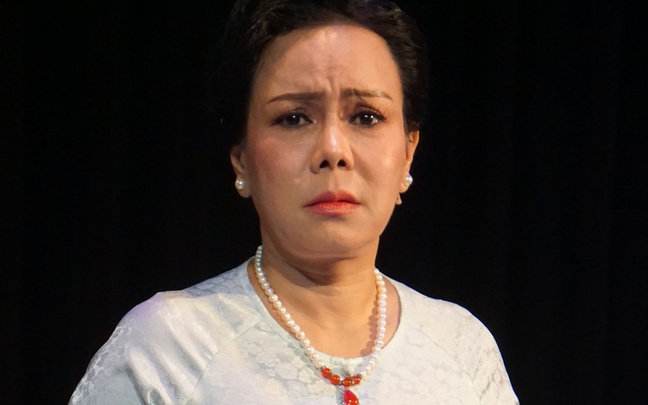 Nghệ sĩ Việt Hương