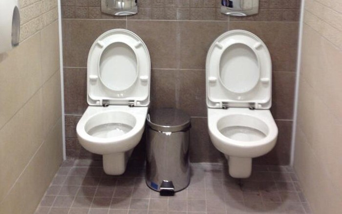 Những thiết kế nhà vệ sinh đôi Sochi sẽ khiến bạn không thể nhịn được cười. Hãy xem những hình ảnh đầy sáng tạo về những thiết kế độc đáo này, và bạn sẽ tìm thấy sự lựa chọn tốt nhất cho ngôi nhà của mình.