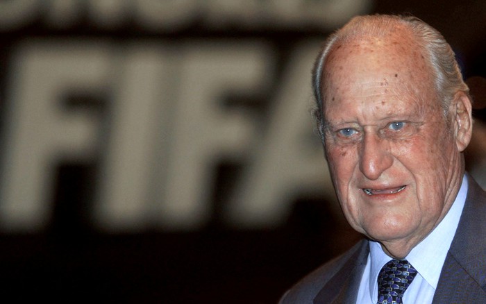 Công và tội của cựu chủ tịch FIFA vừa qua đời - Báo Người lao động