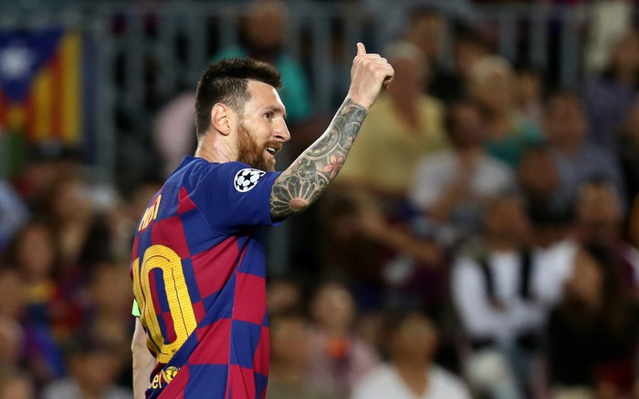 Vinh quang sân cỏ vẫn gọi tên Lionel Messi