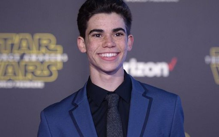 Sao trẻ Cameron Boyce đột ngột qua đời ở tuổi 20