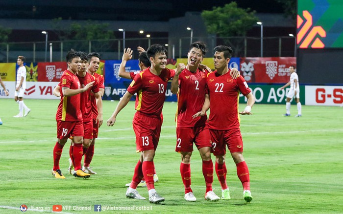 Thắng Campuchia 4-0, Tuyển Việt Nam Vào Bán Kết Gặp Thái Lan - Báo Người  Lao Động