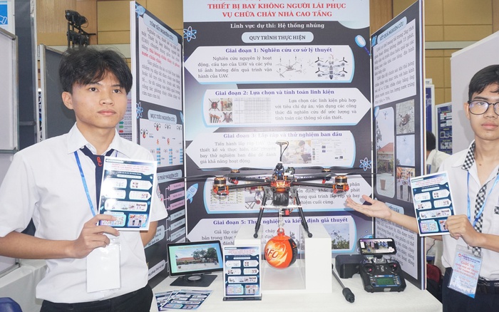 https://nld.mediacdn.vn/zoom/700_438/291774122806476800/2026/1/17/khoa-hoc-ky-thuat-1768628618141196728660-0-0-1440-2304-crop-17686288823131766558162.jpg