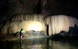 Hang động có khối thạch nhũ đẹp như "rèm lụa" mới phát hiện ở Quảng Bình